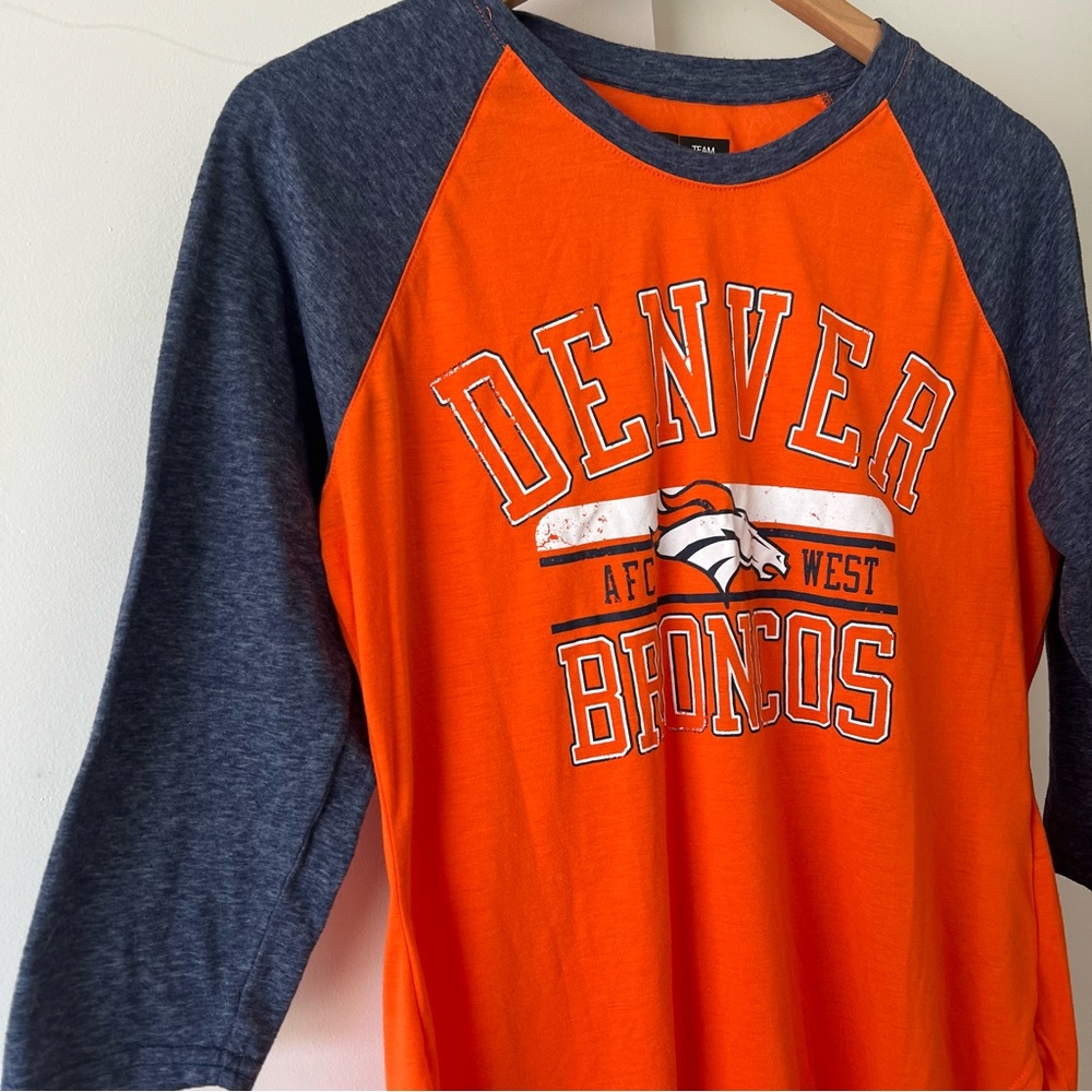 NFL Denver Broncos Raglan Sleeve Baseball T-shirt Long Orange Blue Women's Large - Picture 2 of 5